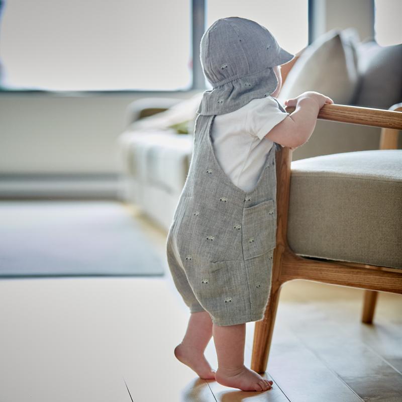 Maximo GOTS BABY-Latzshorts, Taschen Musselinstoff, Futter, Windelöffnung – Bild 2