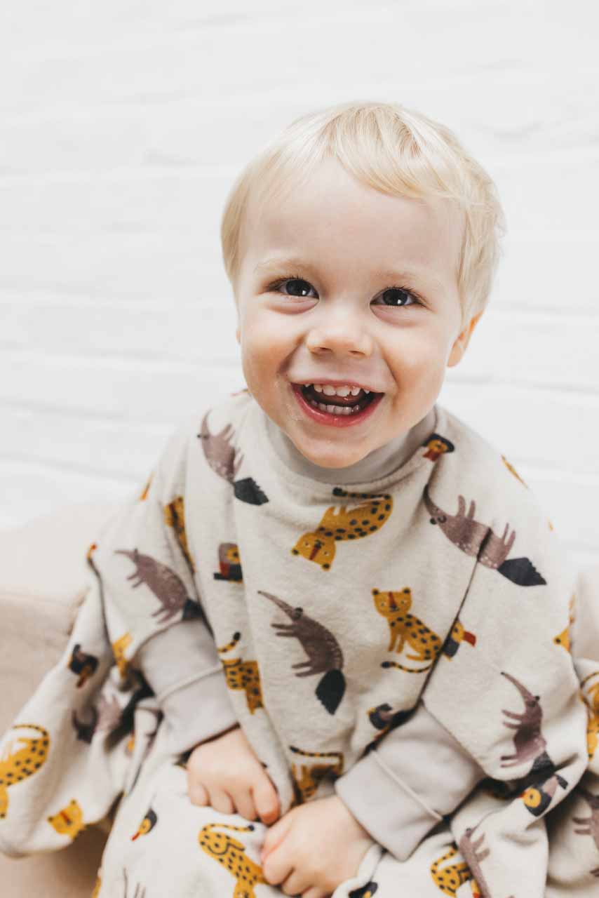 Little Casimir Lätzchen “Boo“-Frottee Waterproof Wildlife 1.0 – Bild 3