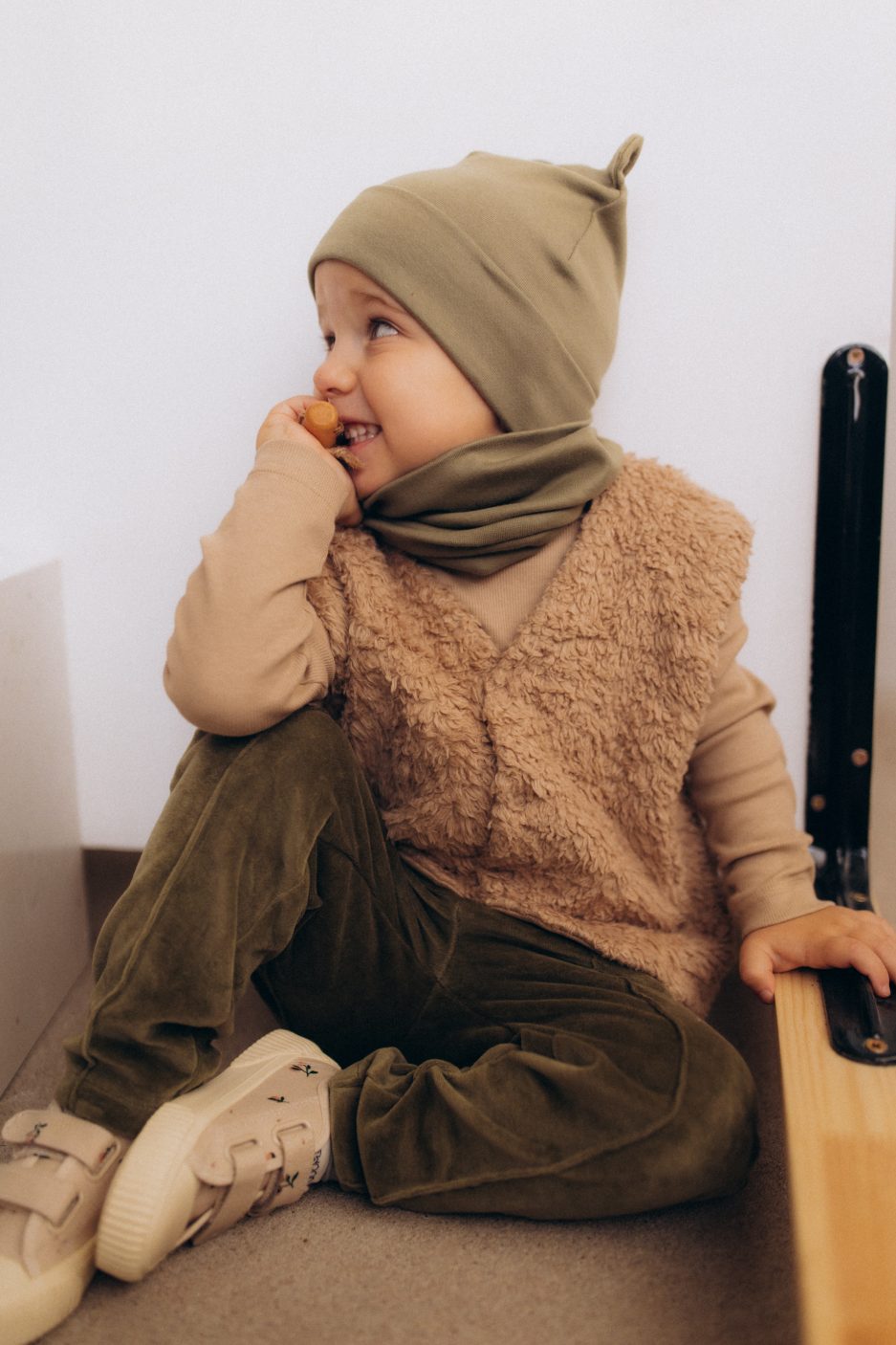 Wooly Organic VELOUR Hose - Olive – Bild 2