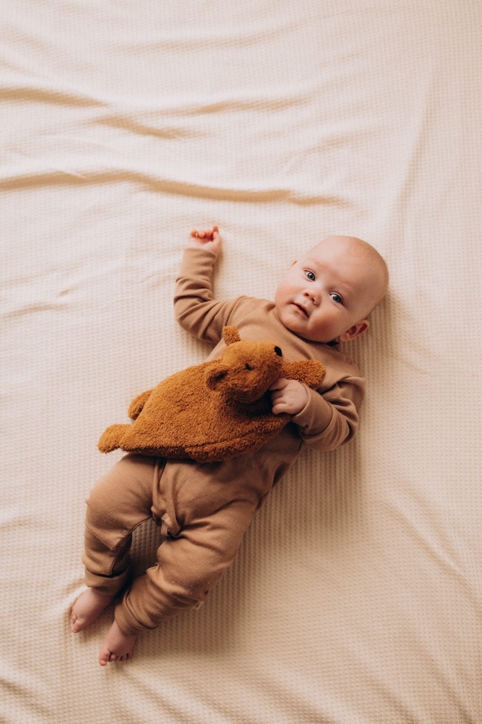 Wooly Organic Schlafanzug aus Merinowolle & Seide (light brown) – Bild 2