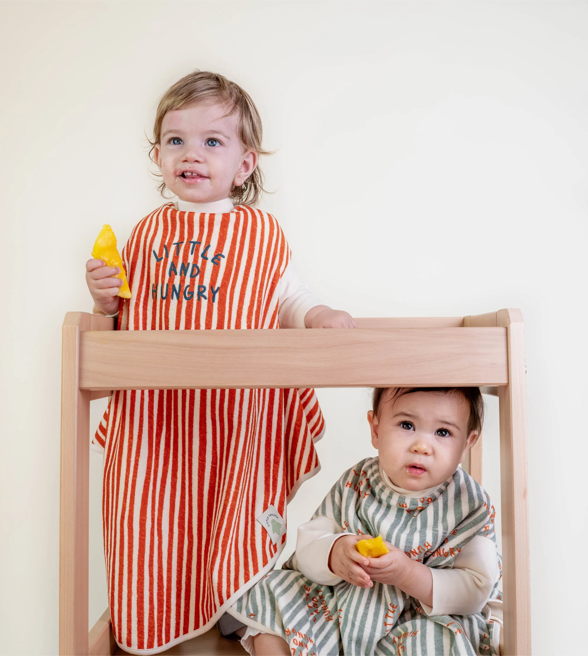 Little Casimir Lätzchen LIMITED EDITION “Boo“ Lätzchen – Little and Hungry 1 – Bild 2