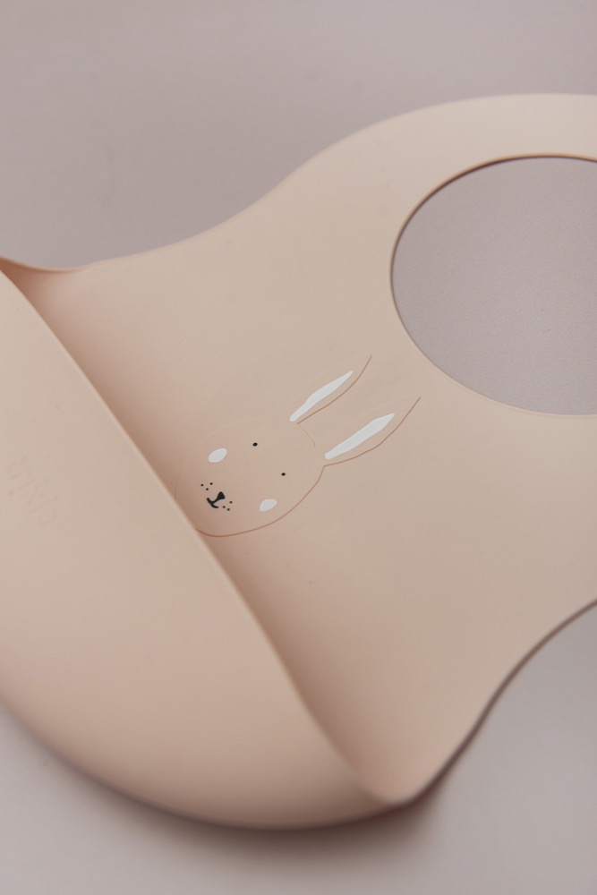 Trixie Silikon Lätzchen 2-pack - Mrs. Rabbit – Bild 3