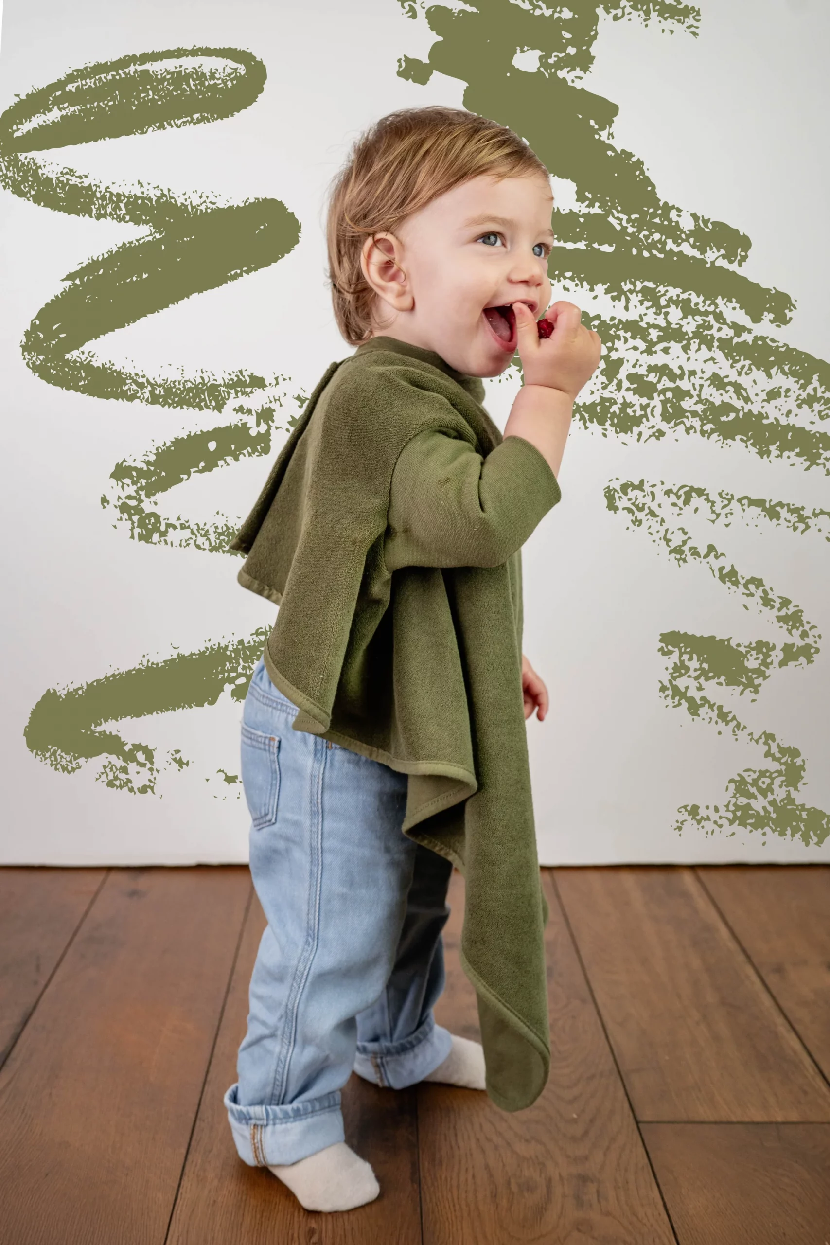 Little Casimir Lätzchen “Boo“ Lätzchen – Olive – Bild 2