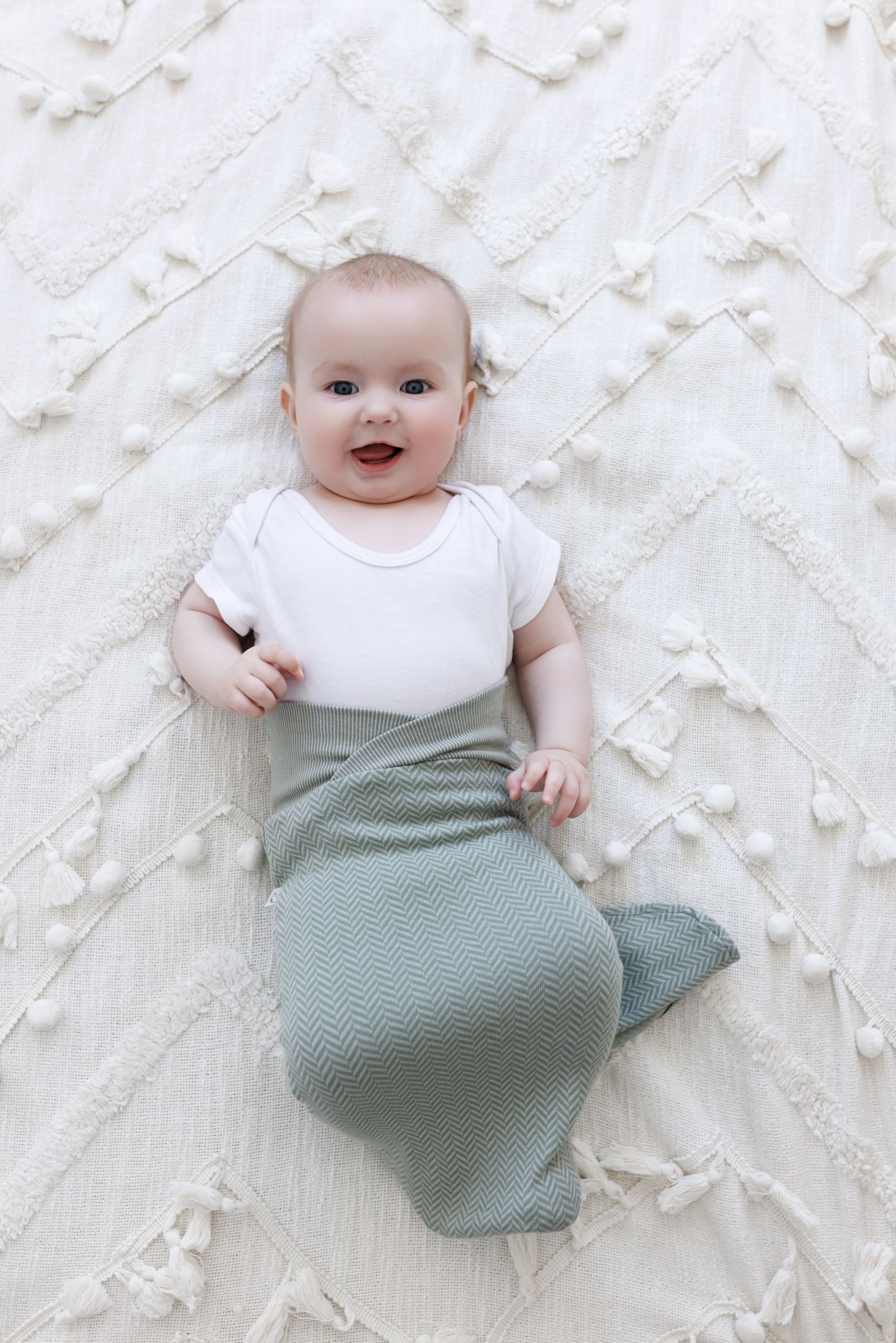Cocoo•me Baby-Cocoon – Pucksack, Strampelsack und Schlafsack in Einem (salbei)