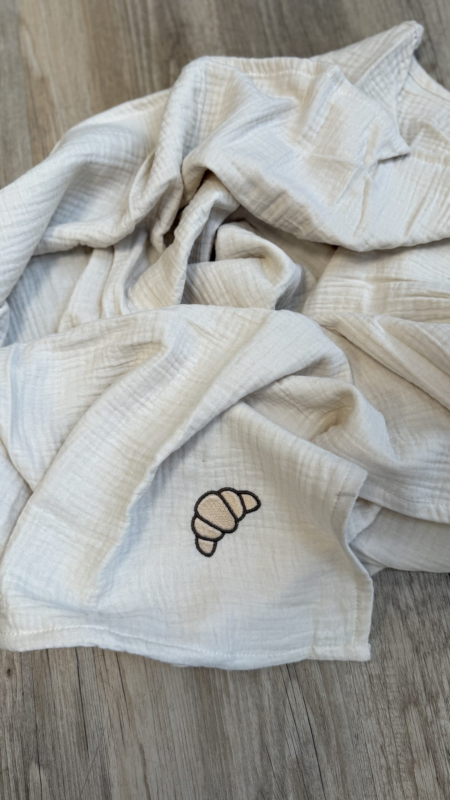 Melots Musselindecke creme "Croissant" 120x120cm