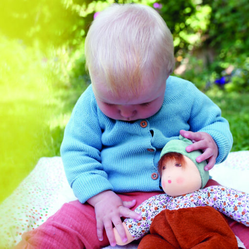 Nanchen Puppe Waldkind braun-salbei – Bild 2